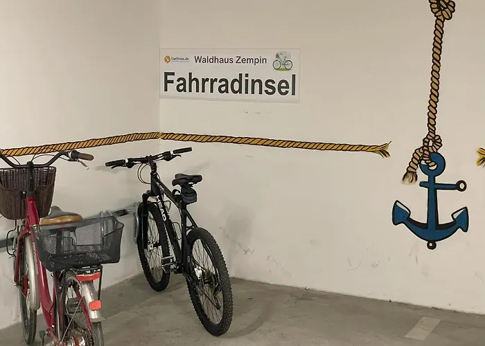 Ferienwohnung Tine Mit Balkon, Fahrraedern Und Strandkorb Im Sommer