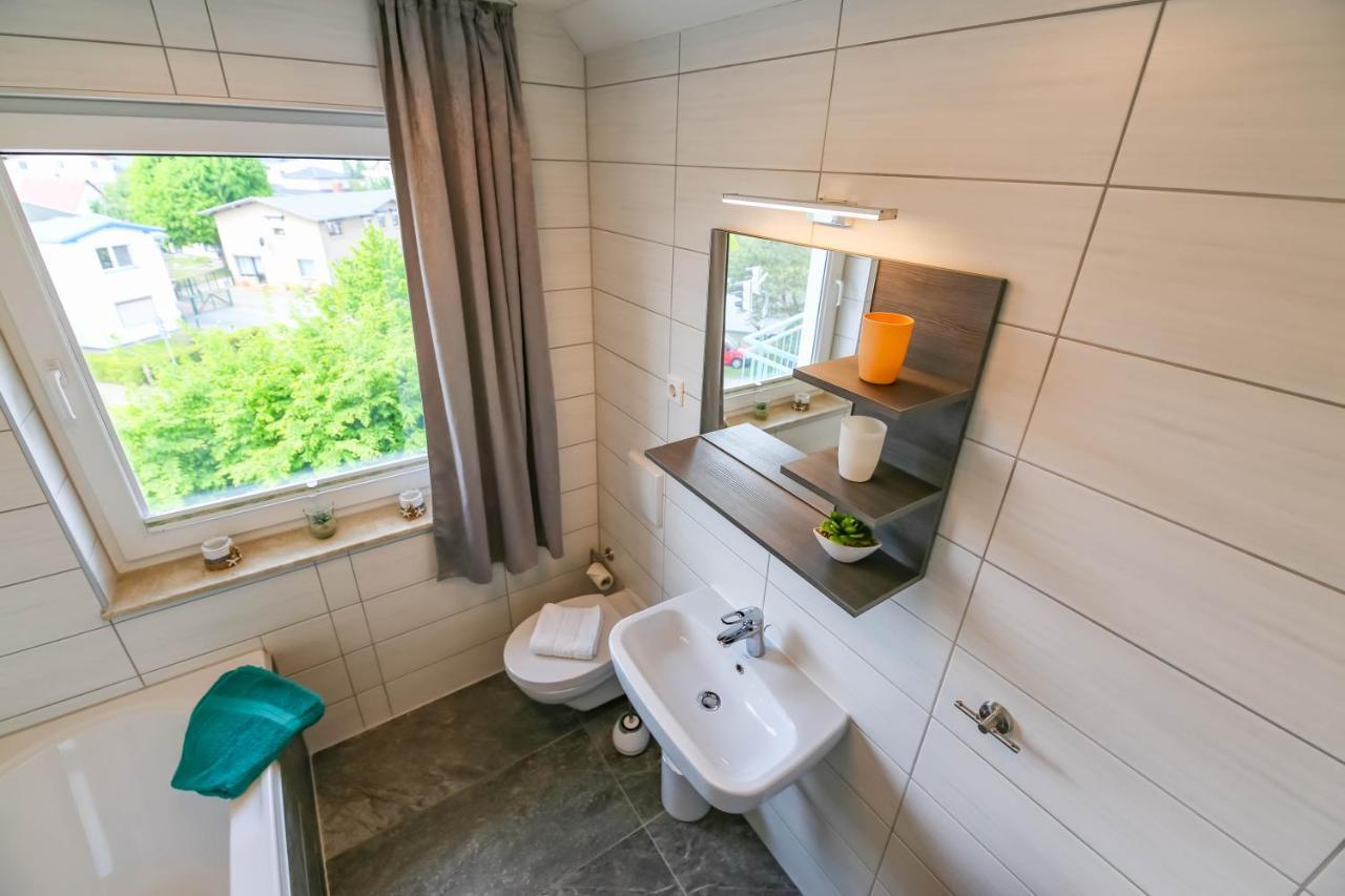 Appartement Tine Mit Balkon, Fahrraedern Und Strandkorb Im Sommer *